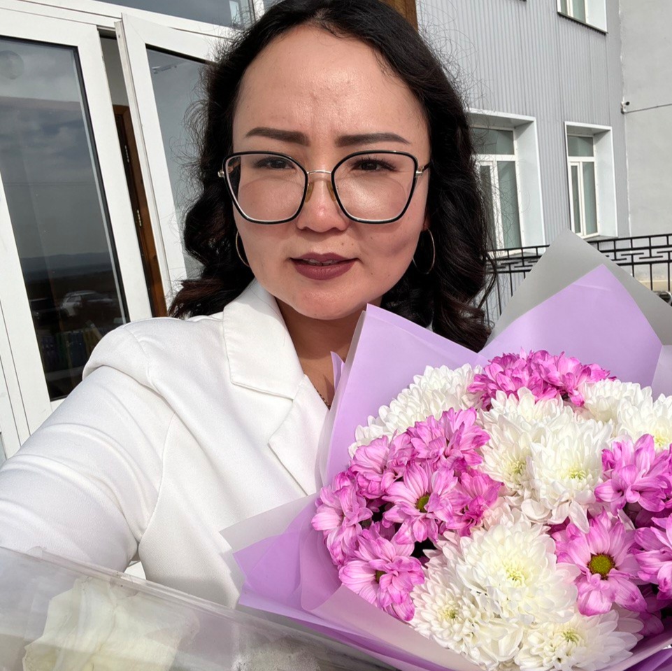 Чимитова Оюна Арсалановна.